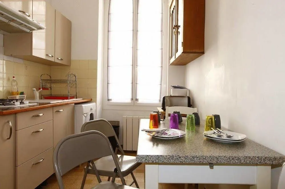 Mynice Vacances Marche Du Port Apartman